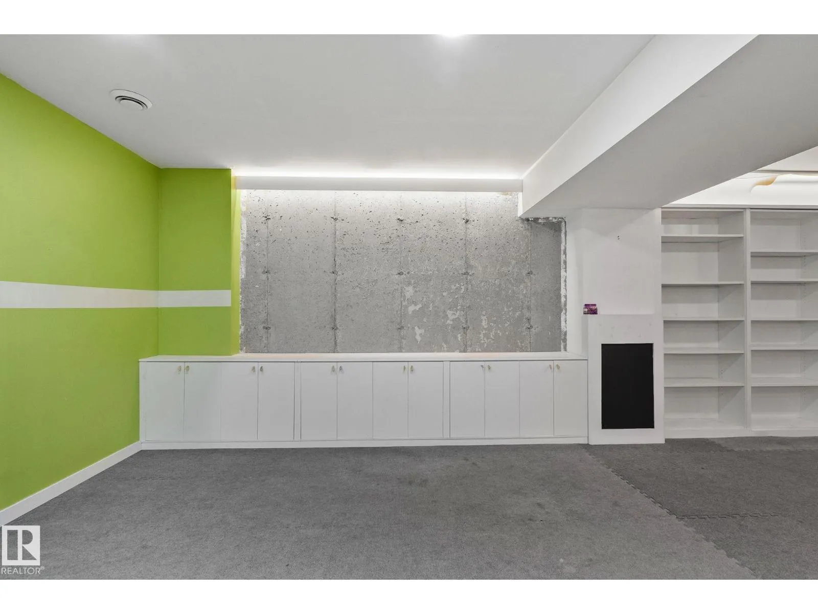 17629 7A AV SW