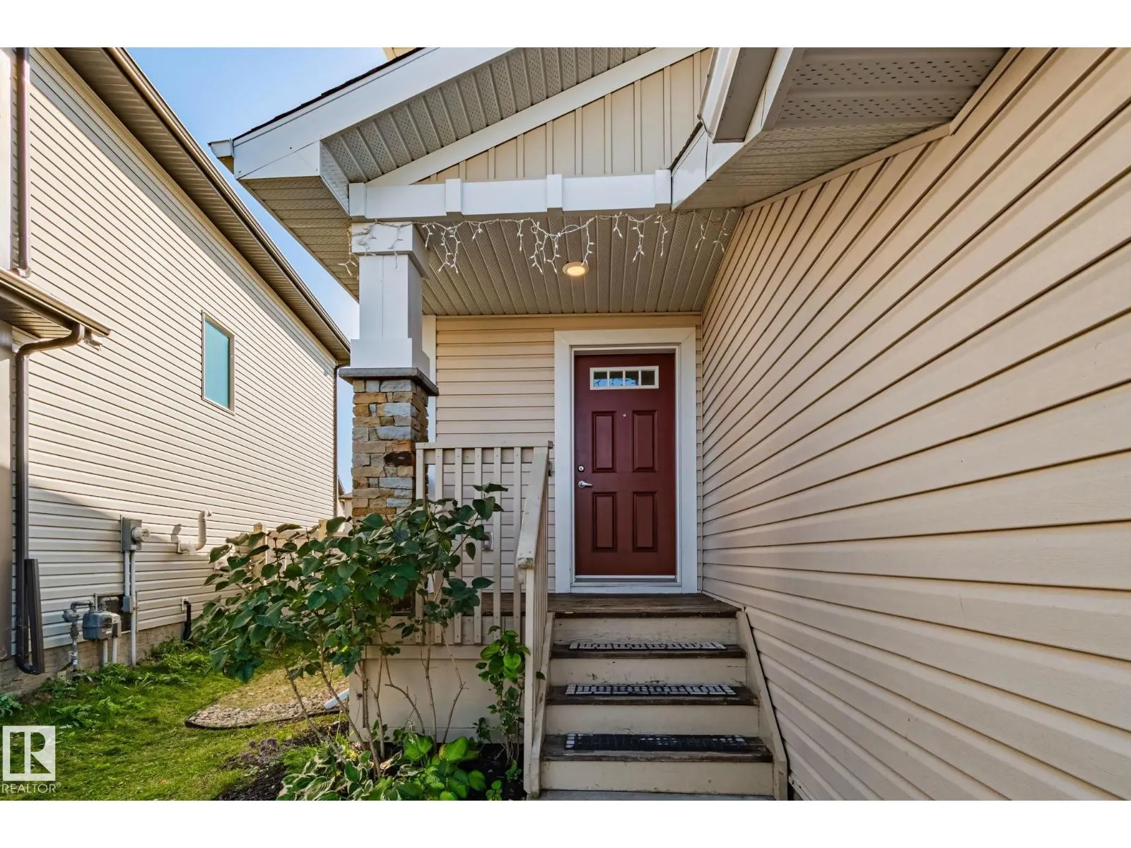 17629 7A AV SW