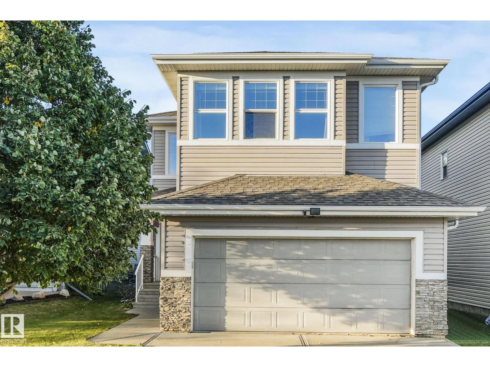 209 SILVERSTONE CR