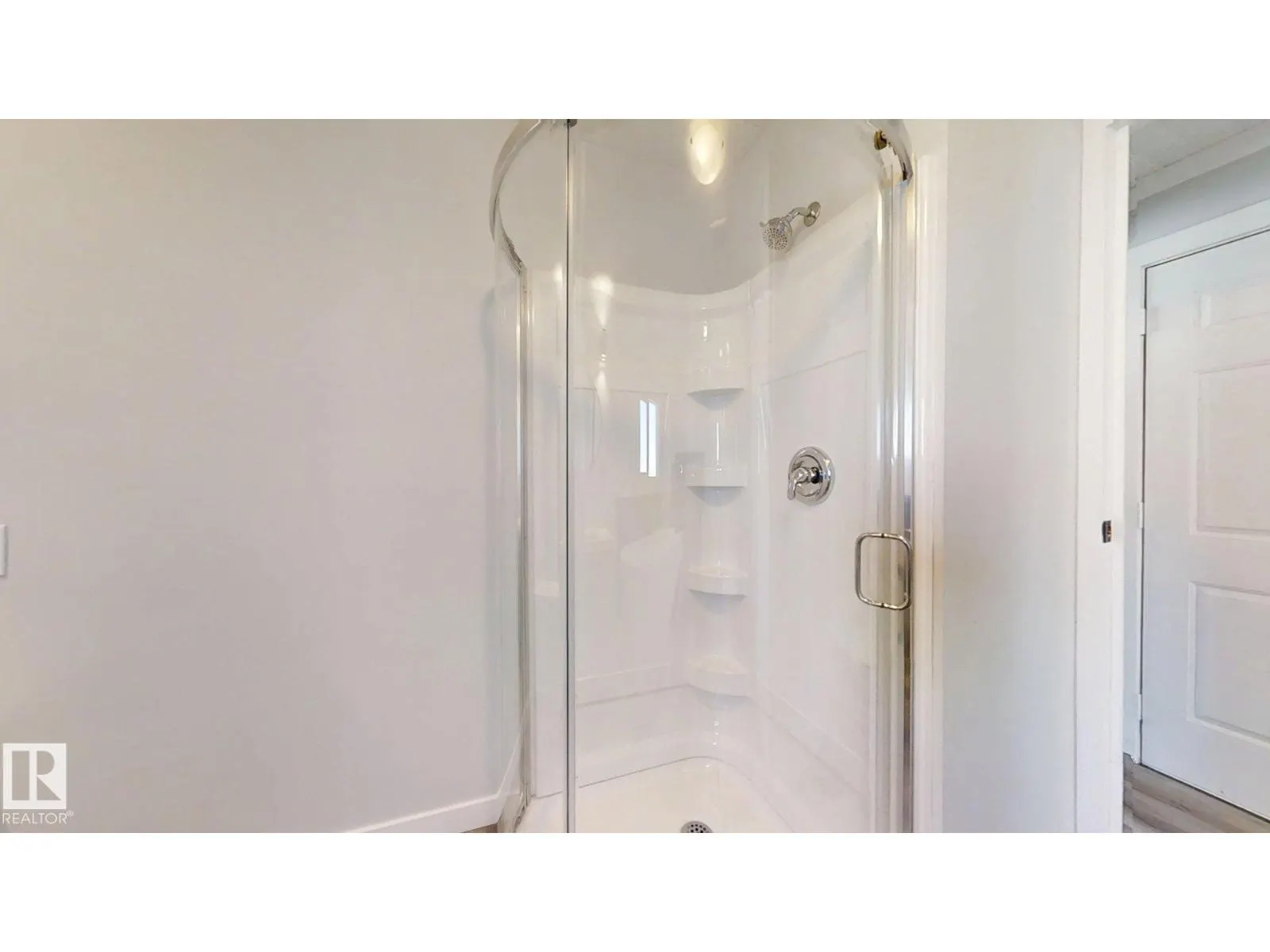 29 Ridgeway DR NW
