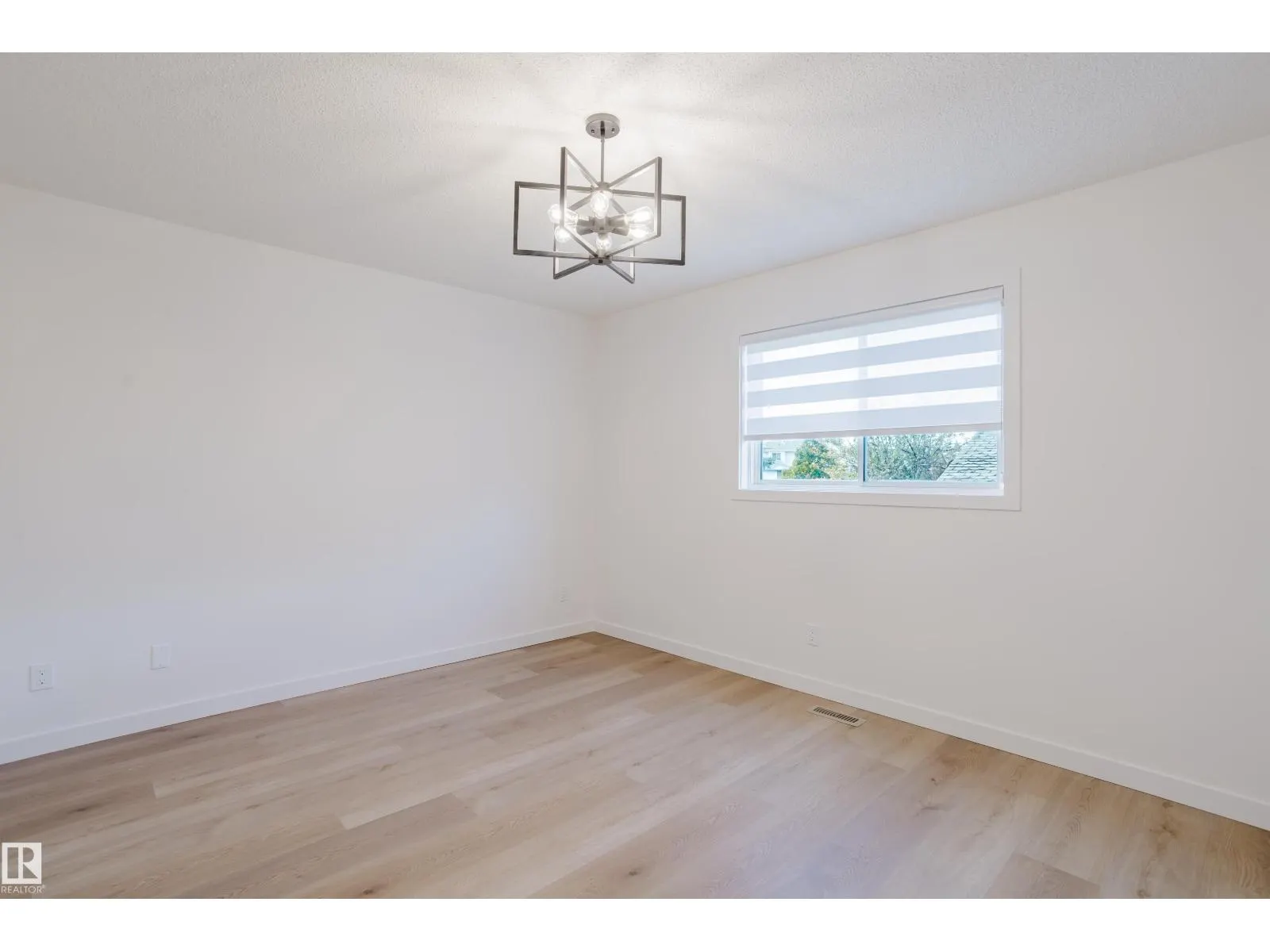 15504 133 ST NW