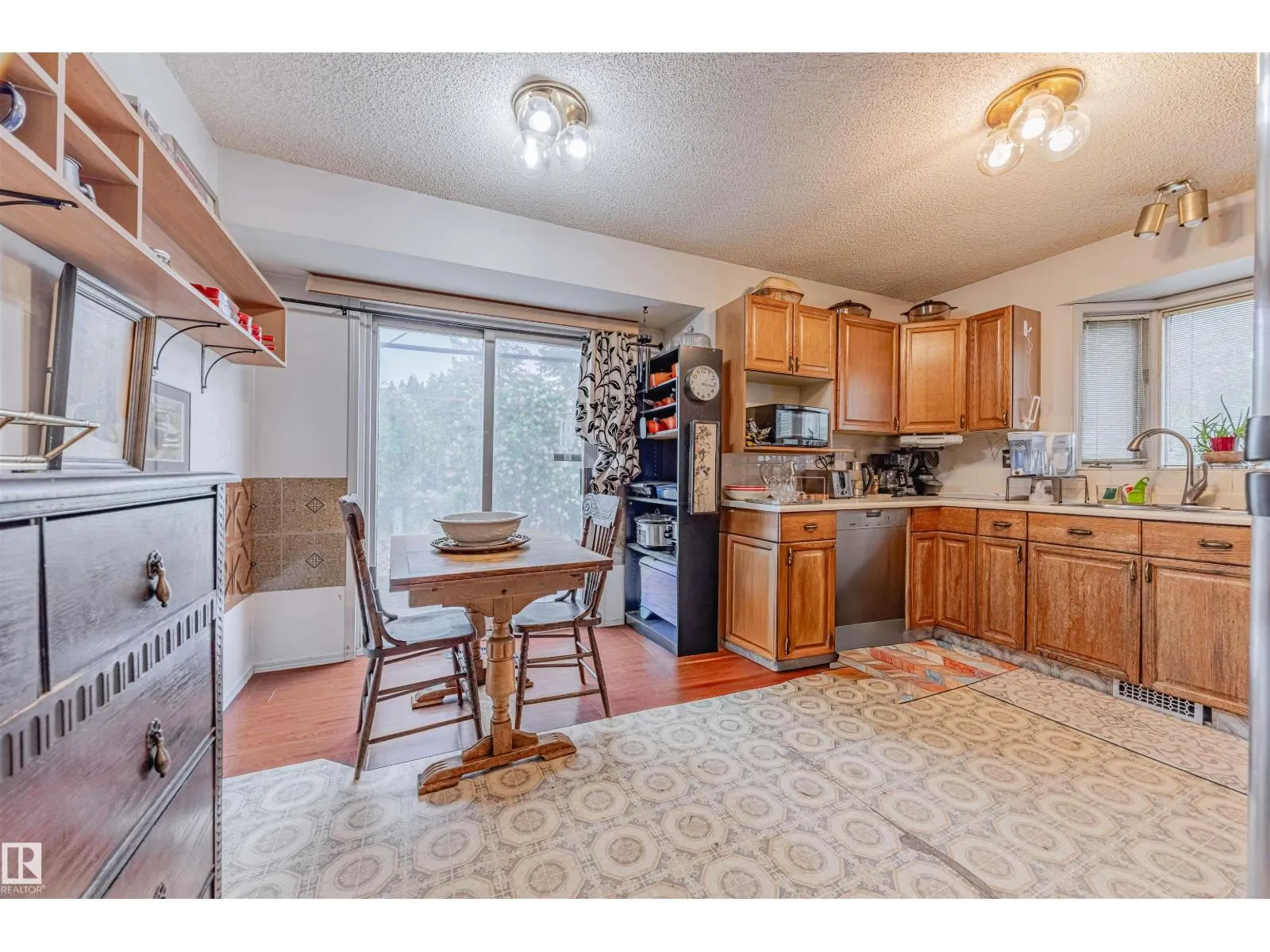 3503 34A AV NW