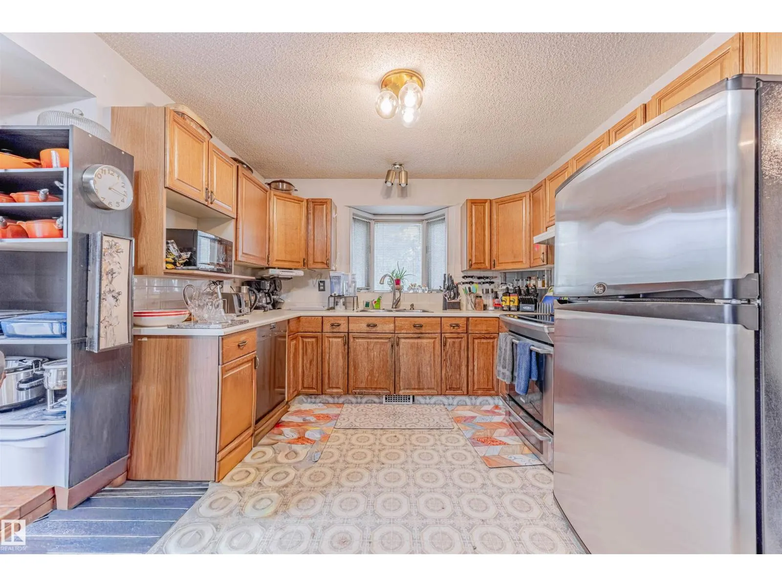 3503 34A AV NW