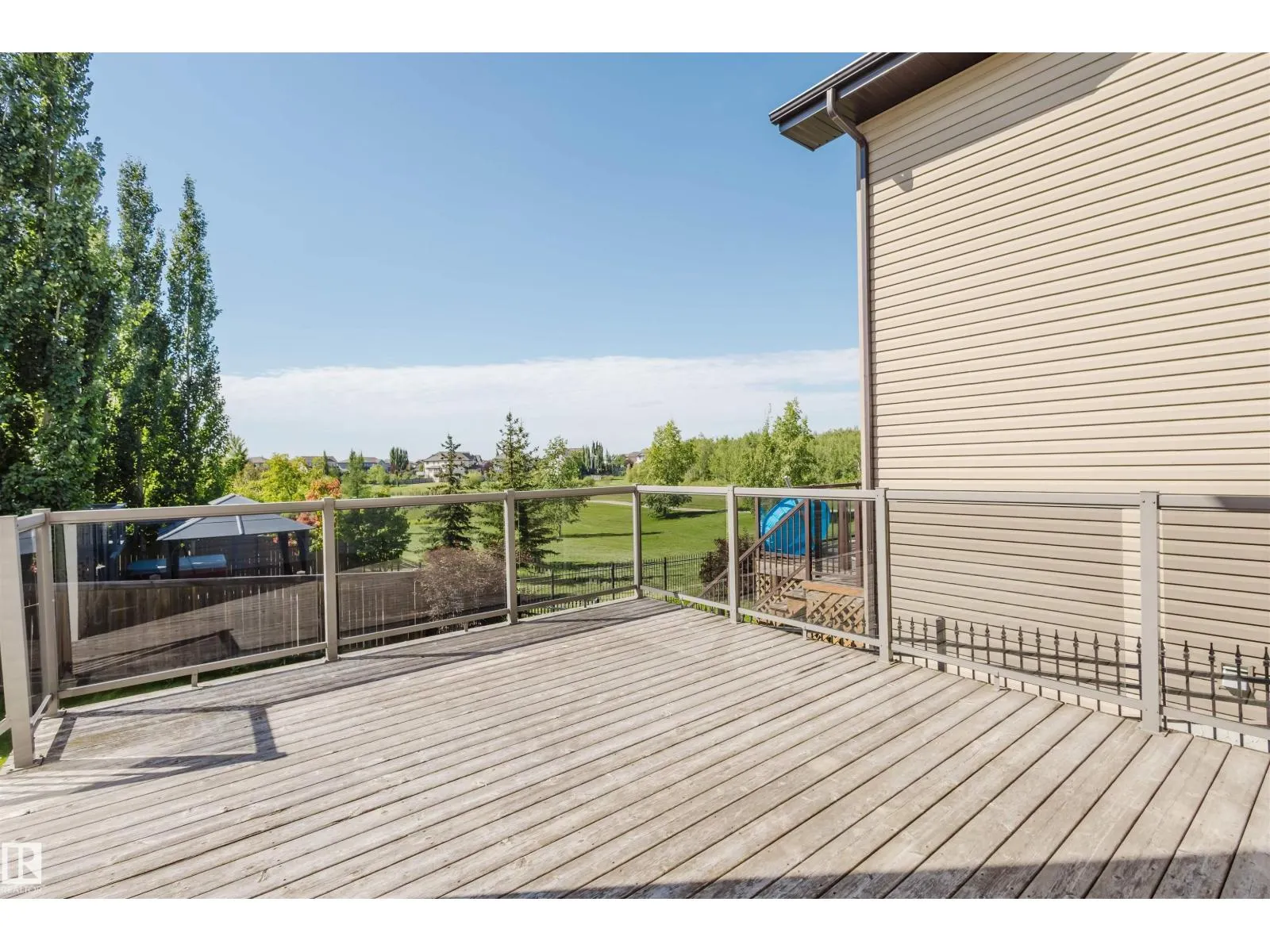 656 171 ST SW