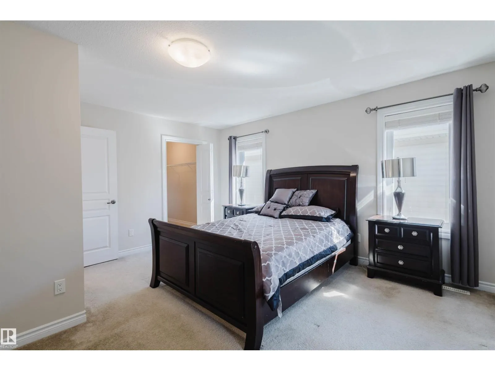 656 171 ST SW
