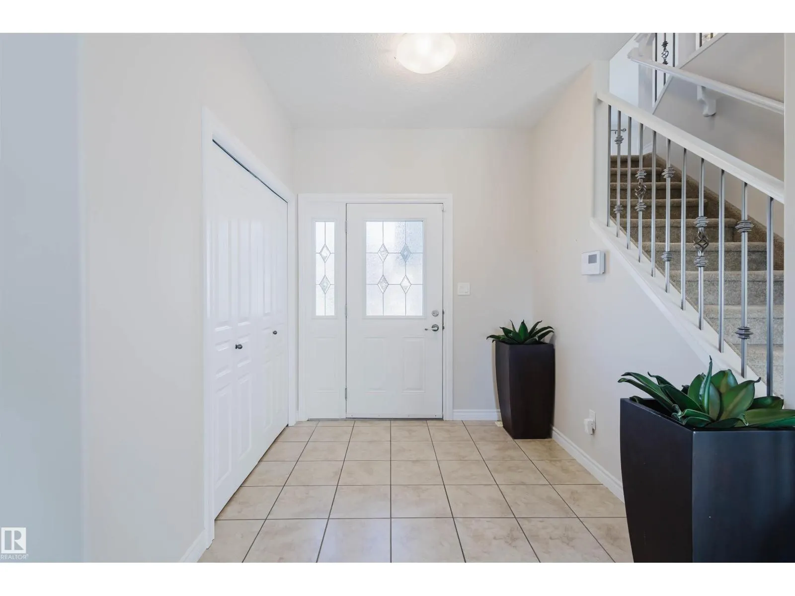 656 171 ST SW