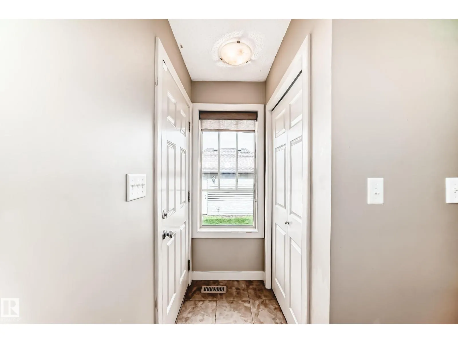 3834 ALLAN DR SW