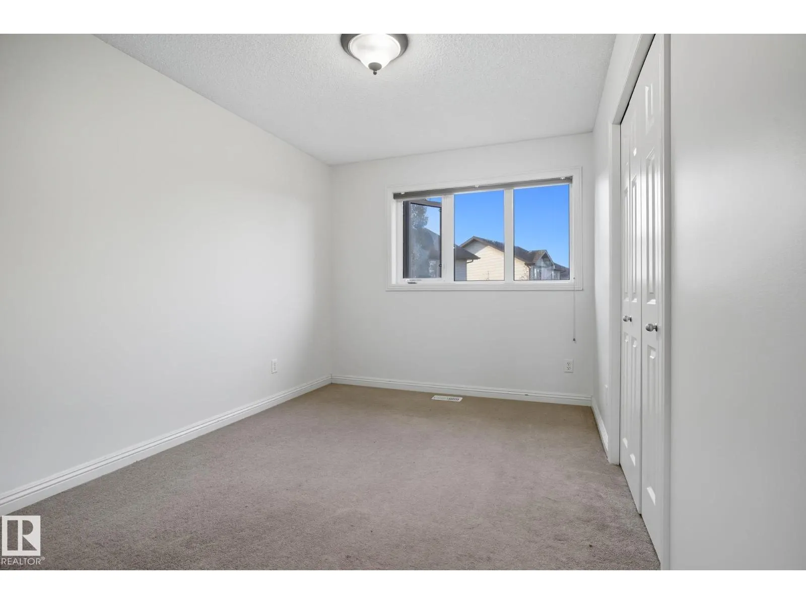 548 ADAMS WY SW
