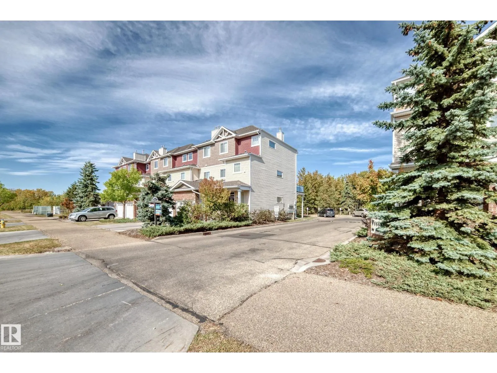 #115 3010 33 AV NW NW