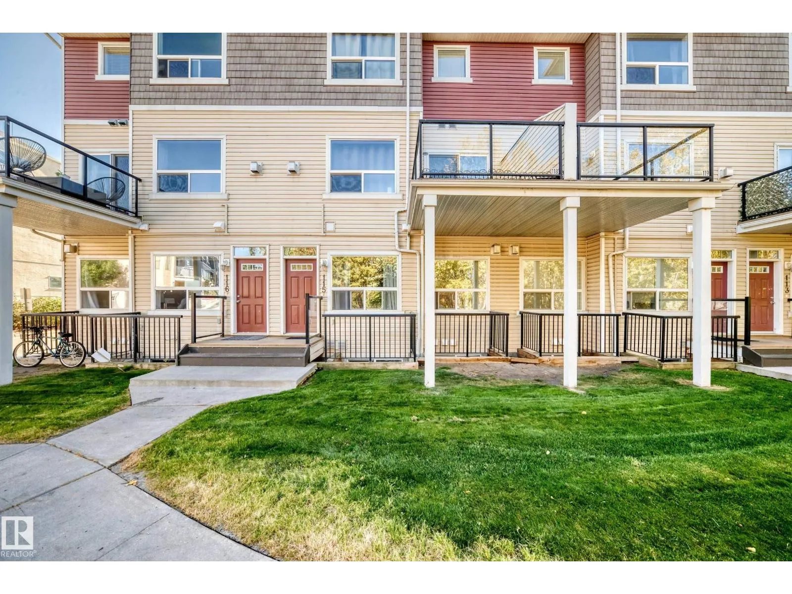 #115 3010 33 AV NW NW