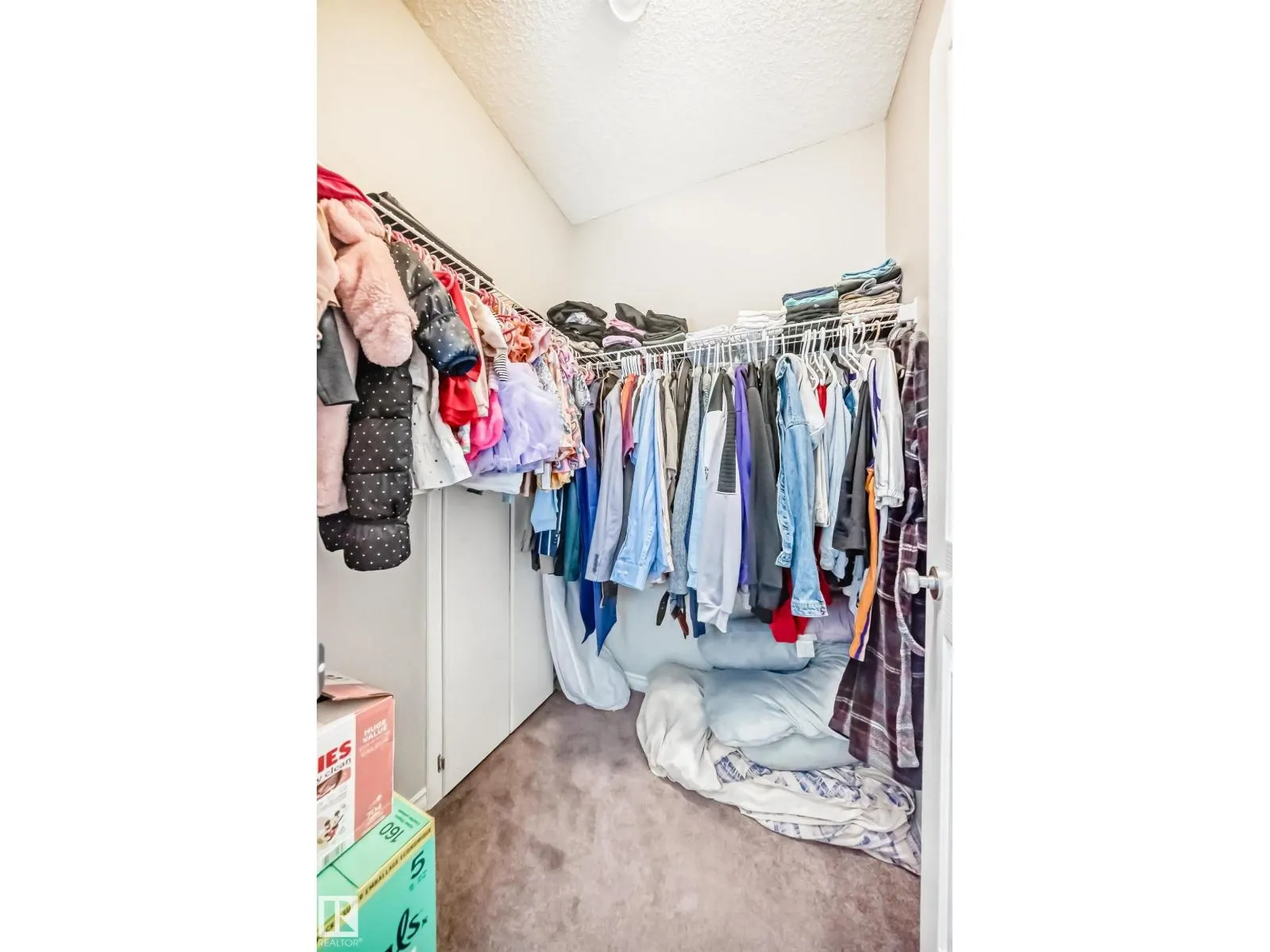 #115 3010 33 AV NW NW