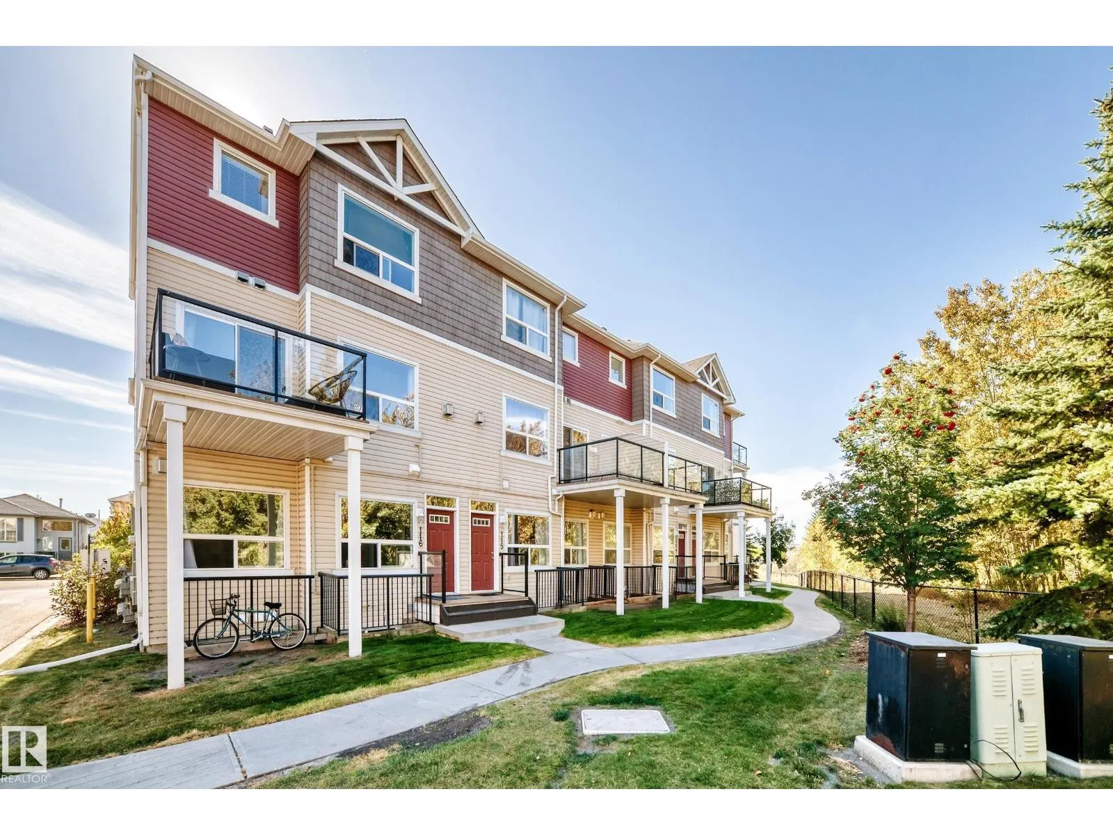 #115 3010 33 AV NW NW