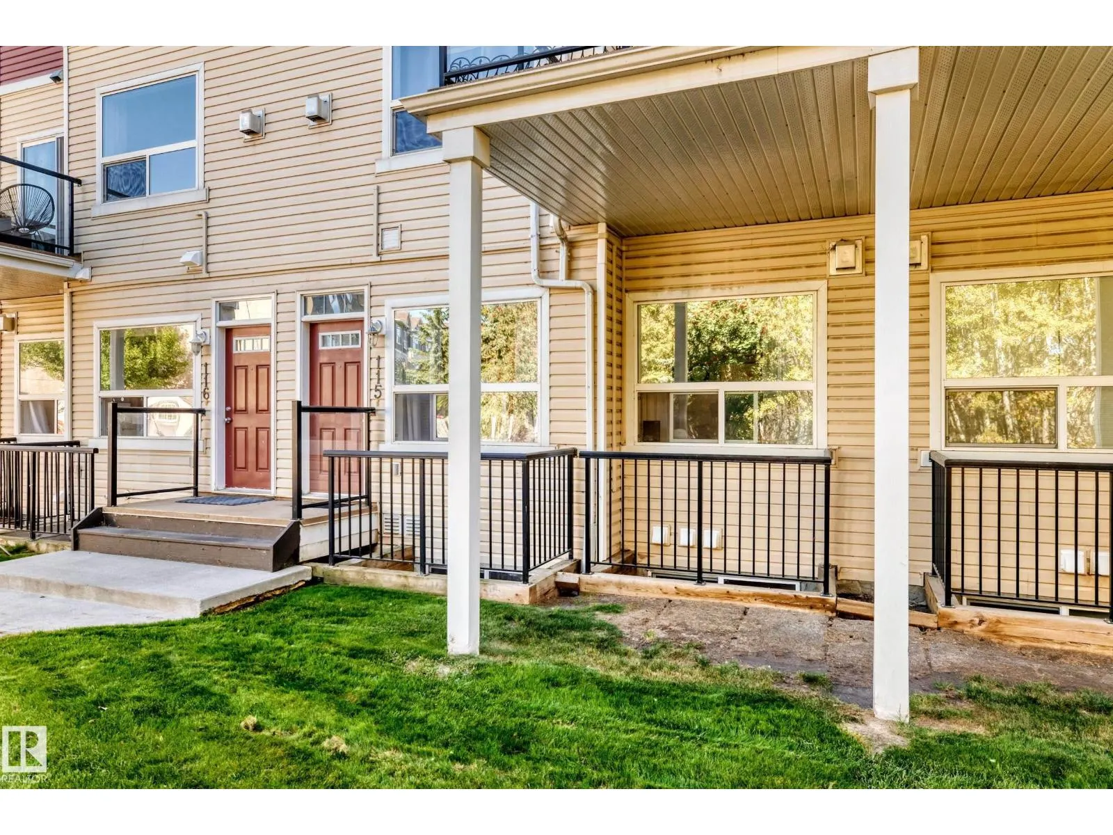 #115 3010 33 AV NW NW