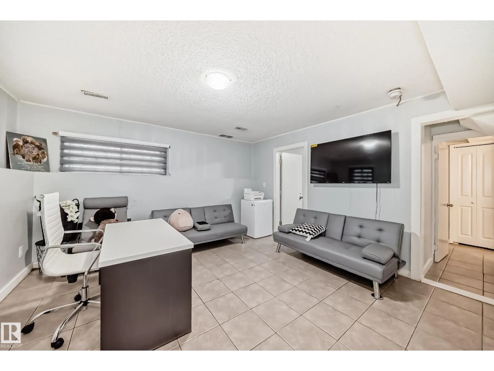 11951 77 ST NW NW