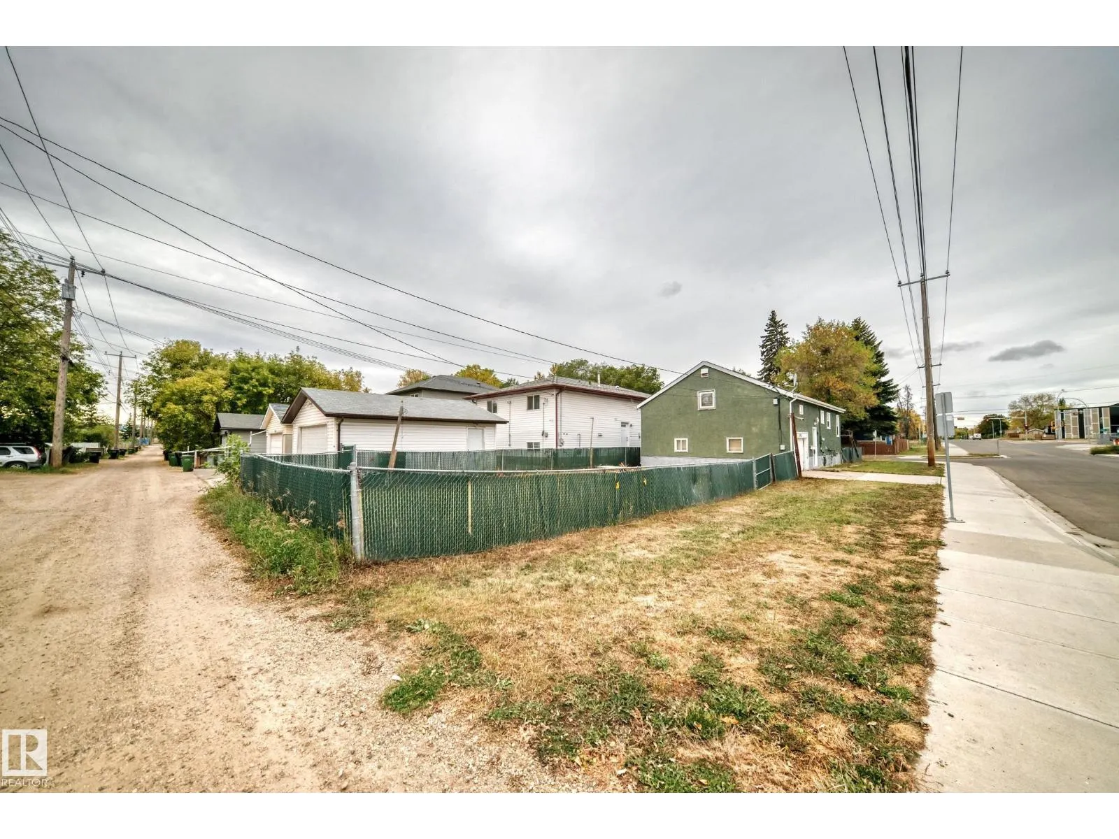 11951 77 ST NW NW