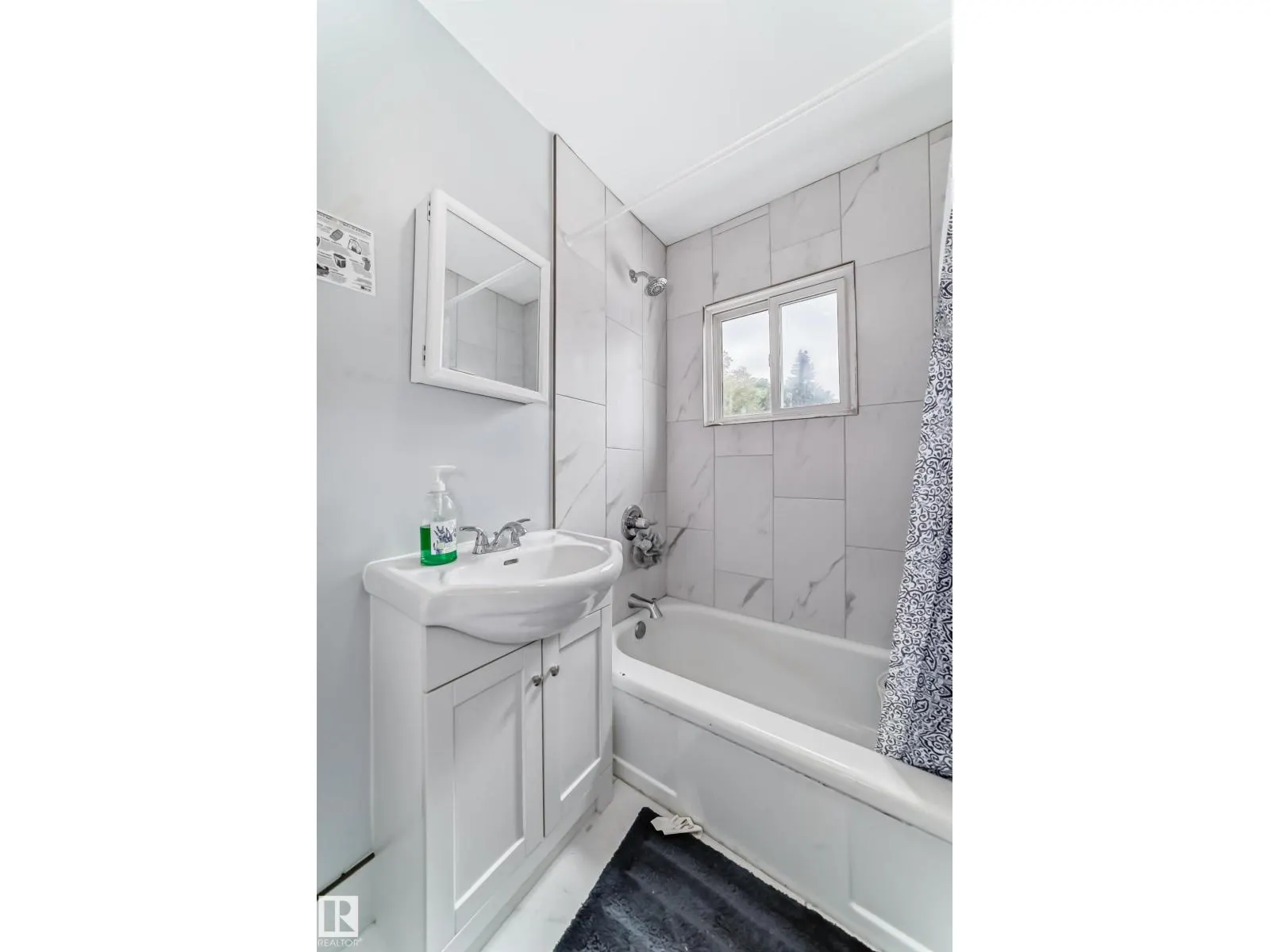 11951 77 ST NW NW