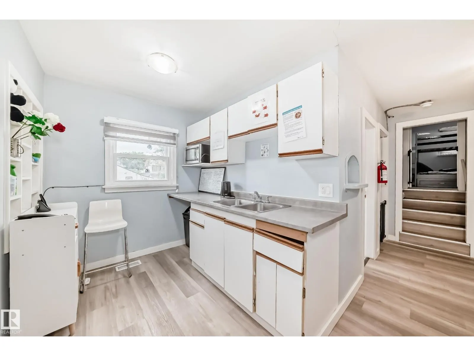 11951 77 ST NW NW