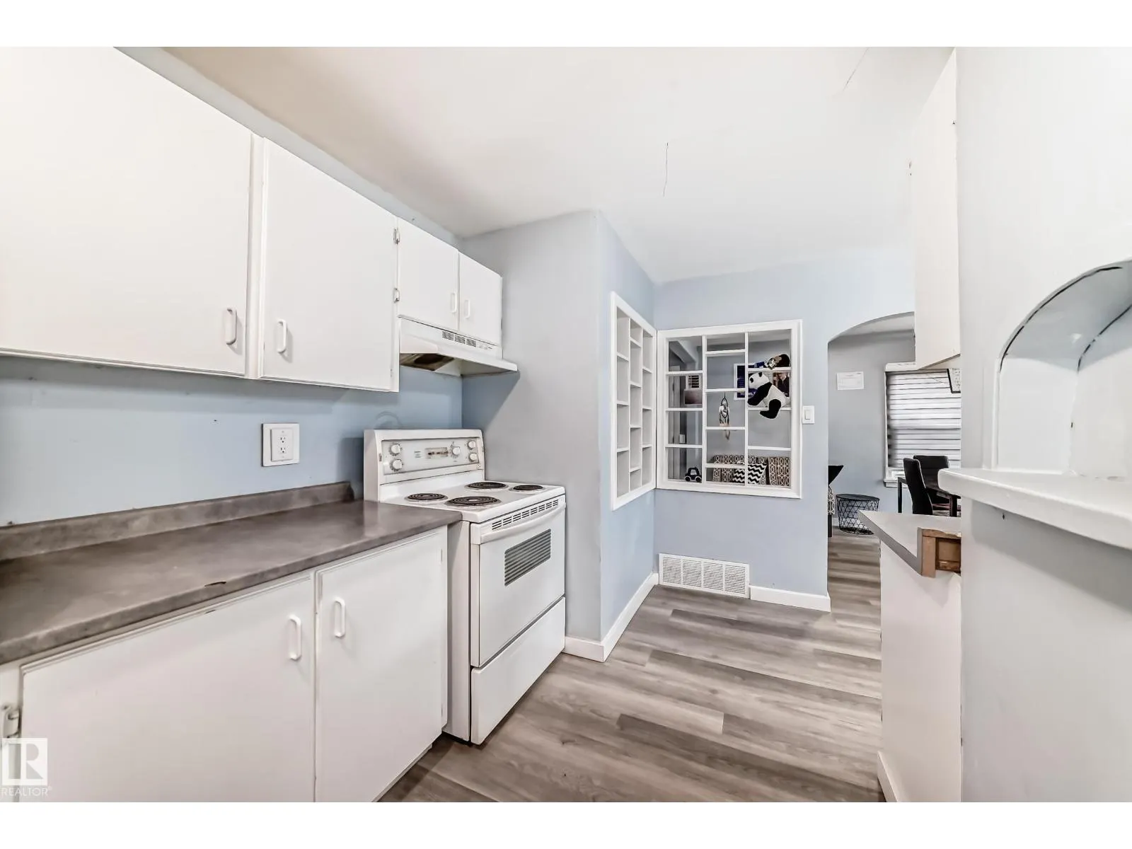 11951 77 ST NW NW