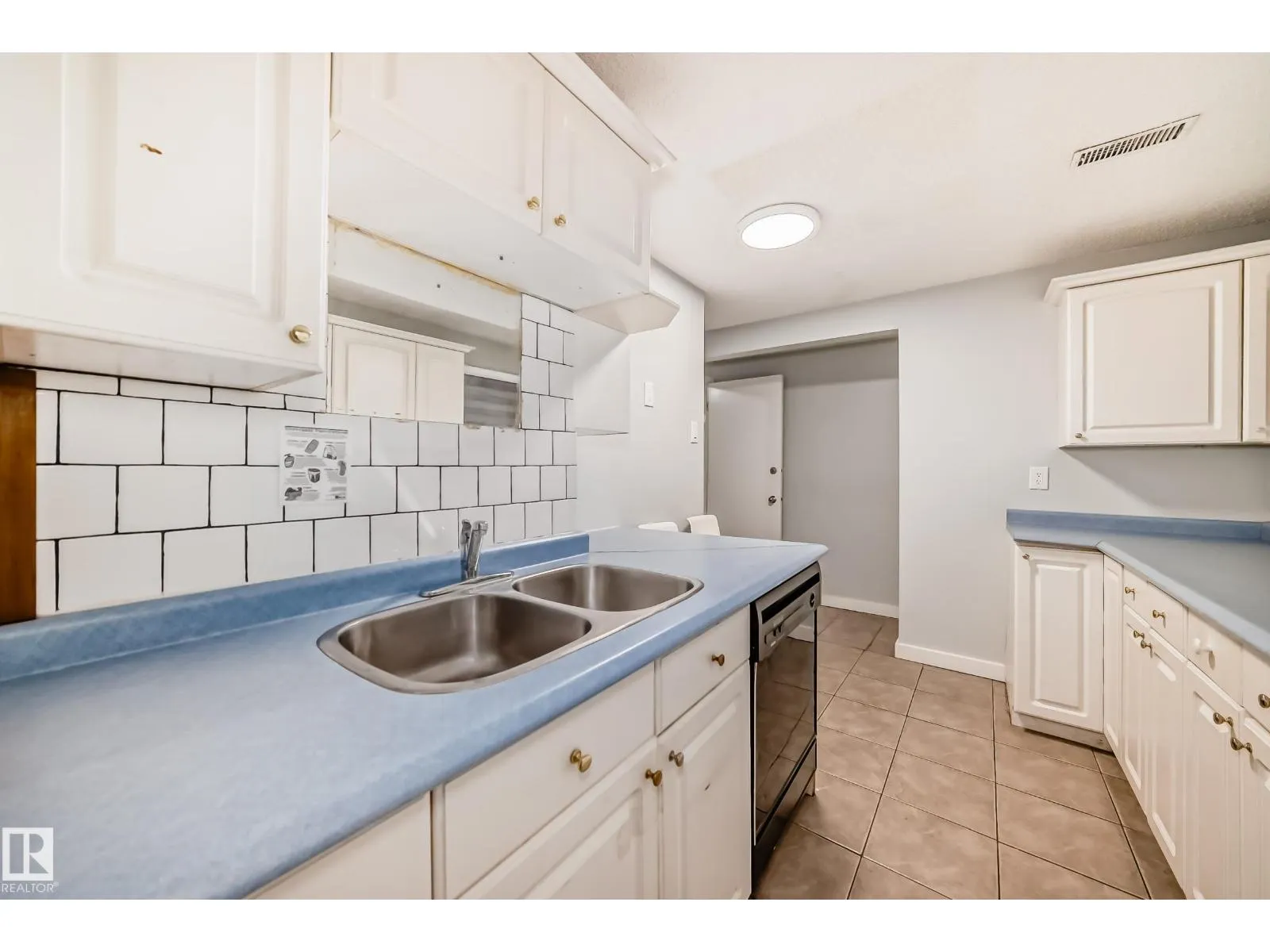 11951 77 ST NW NW