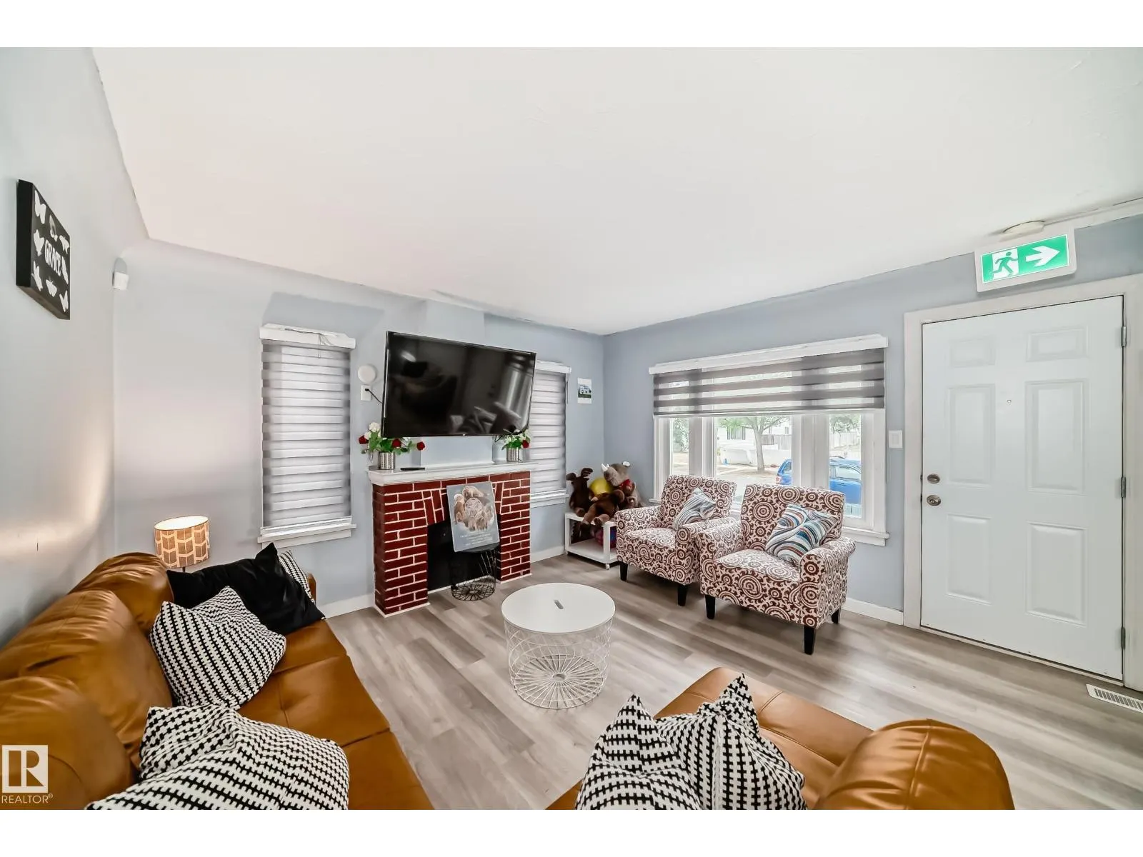11951 77 ST NW NW