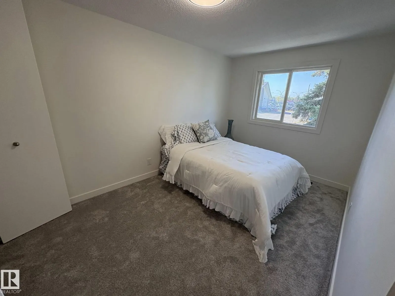 13211 95 ST NW