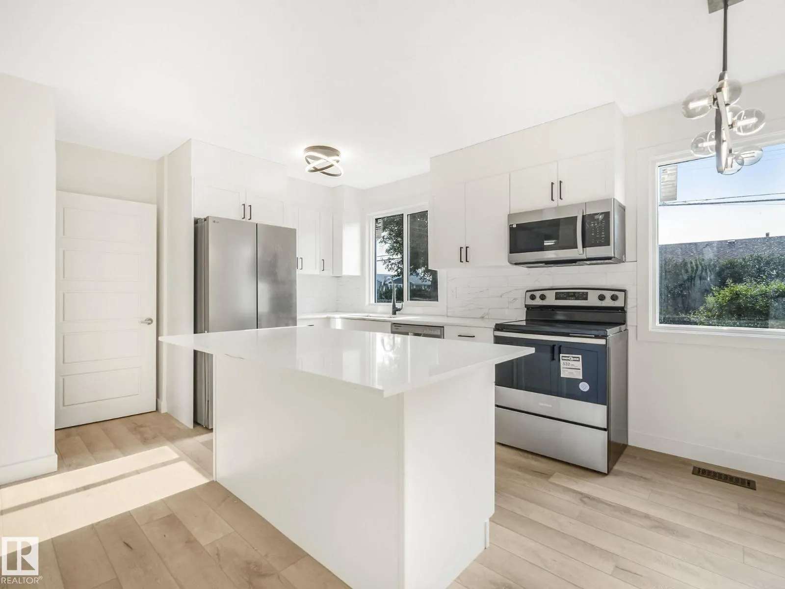 13211 95 ST NW
