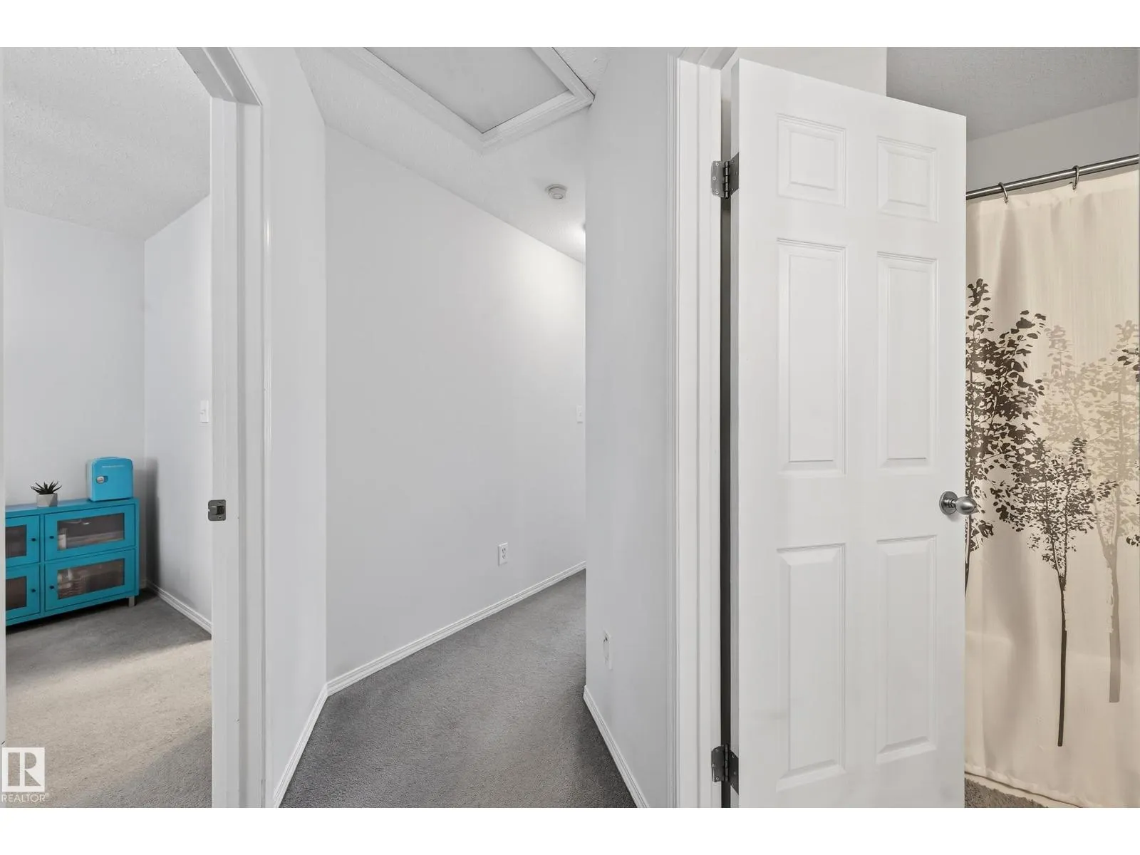 #16 225 BLACKBURN DR E SW