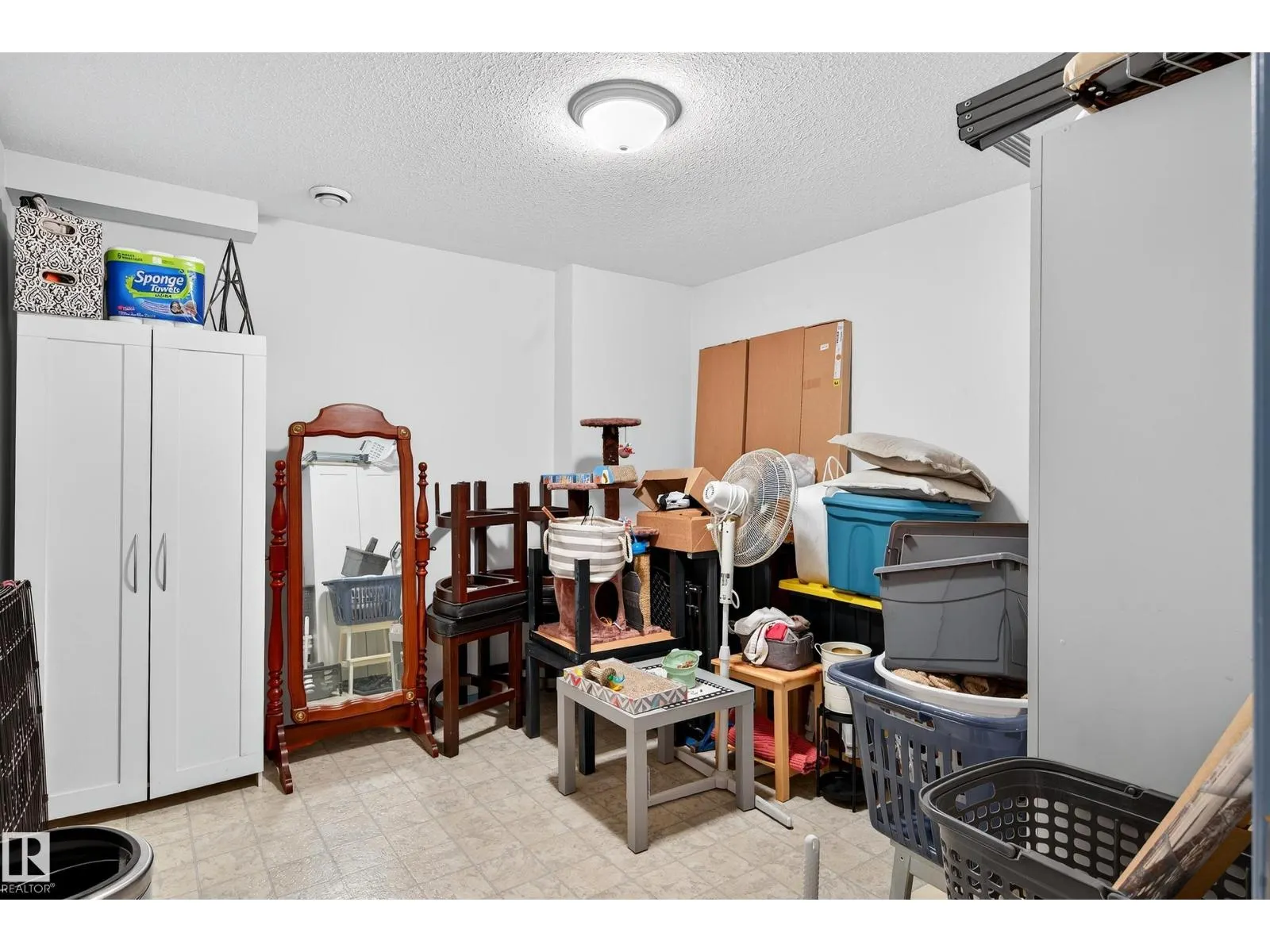 #16 225 BLACKBURN DR E SW