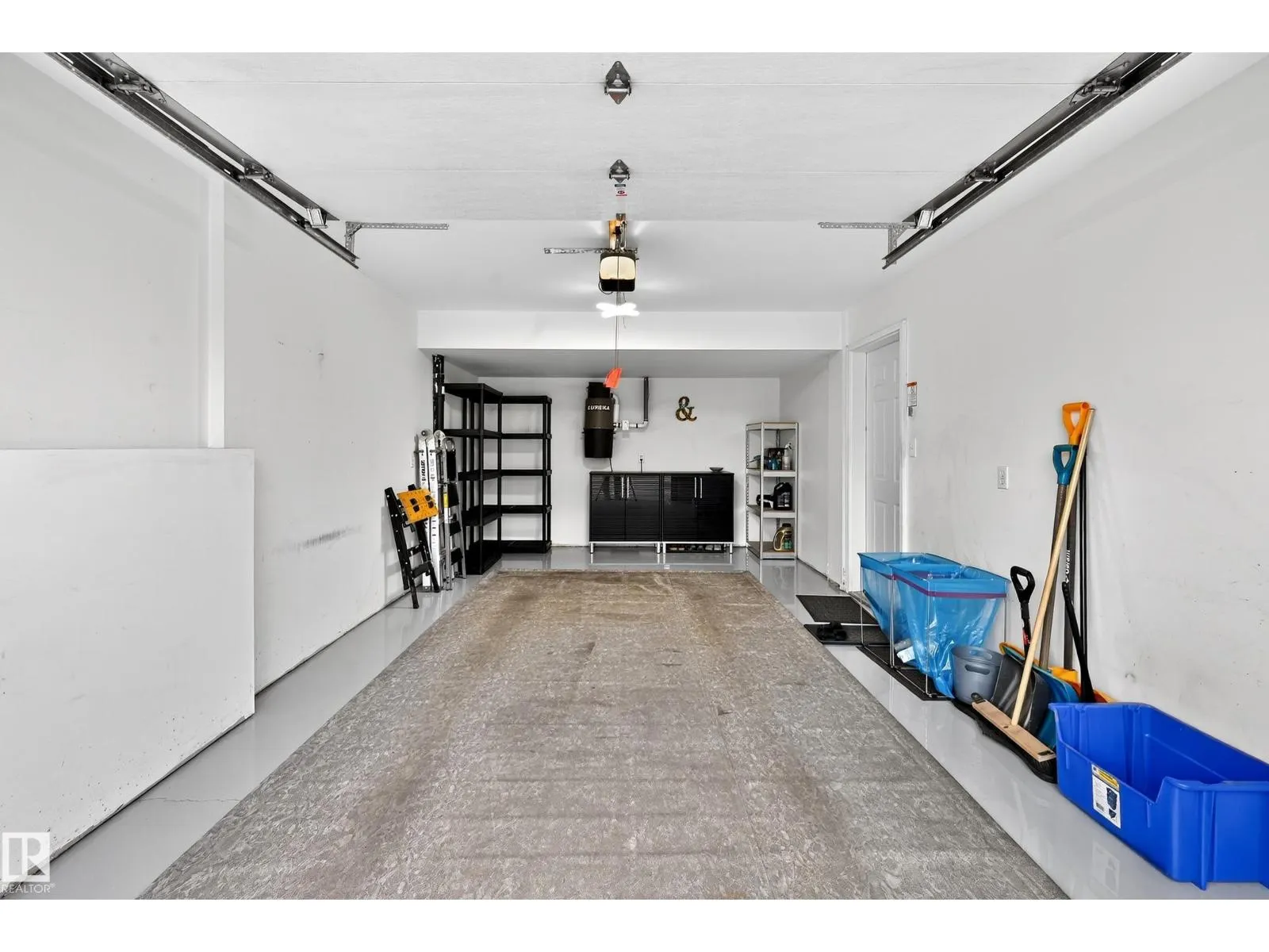 #16 225 BLACKBURN DR E SW