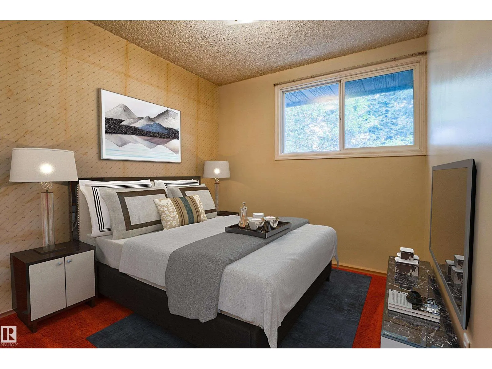 #150 10633 31 AV NW