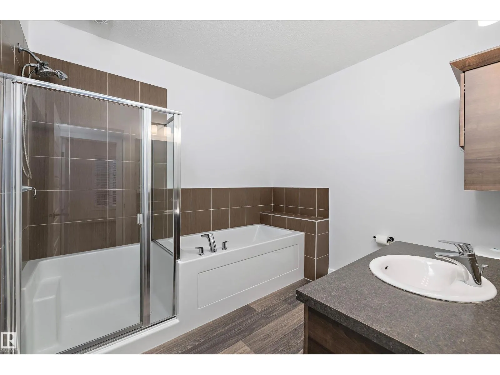 #108 2590 ANDERSON WY SW