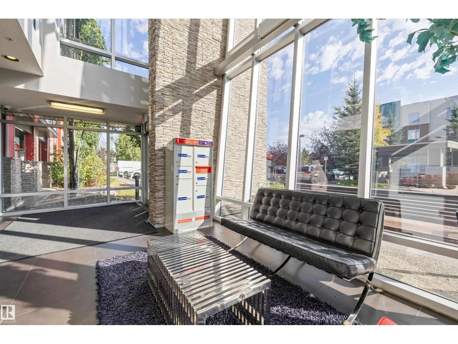 #108 2590 ANDERSON WY SW