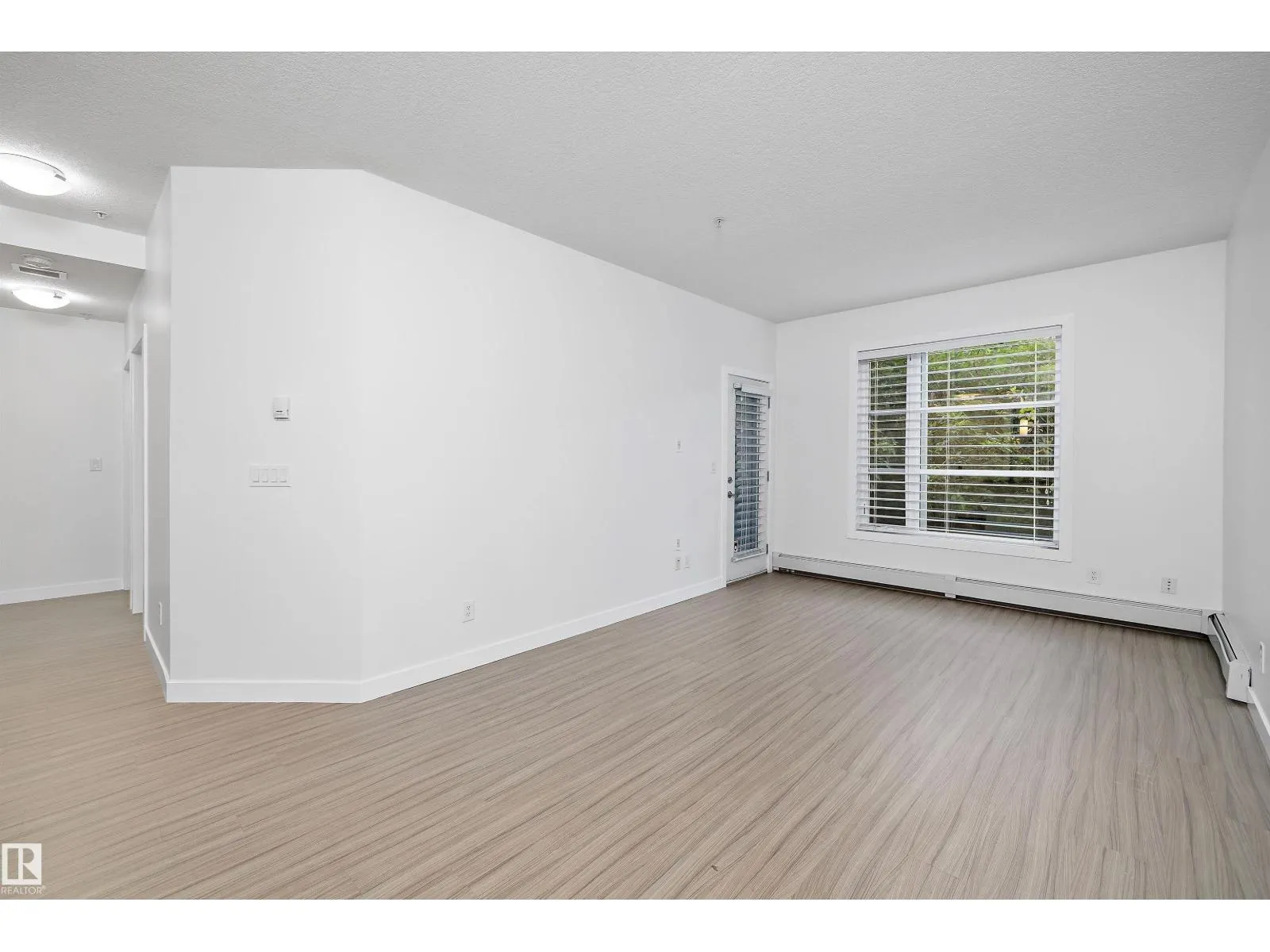 #108 2590 ANDERSON WY SW