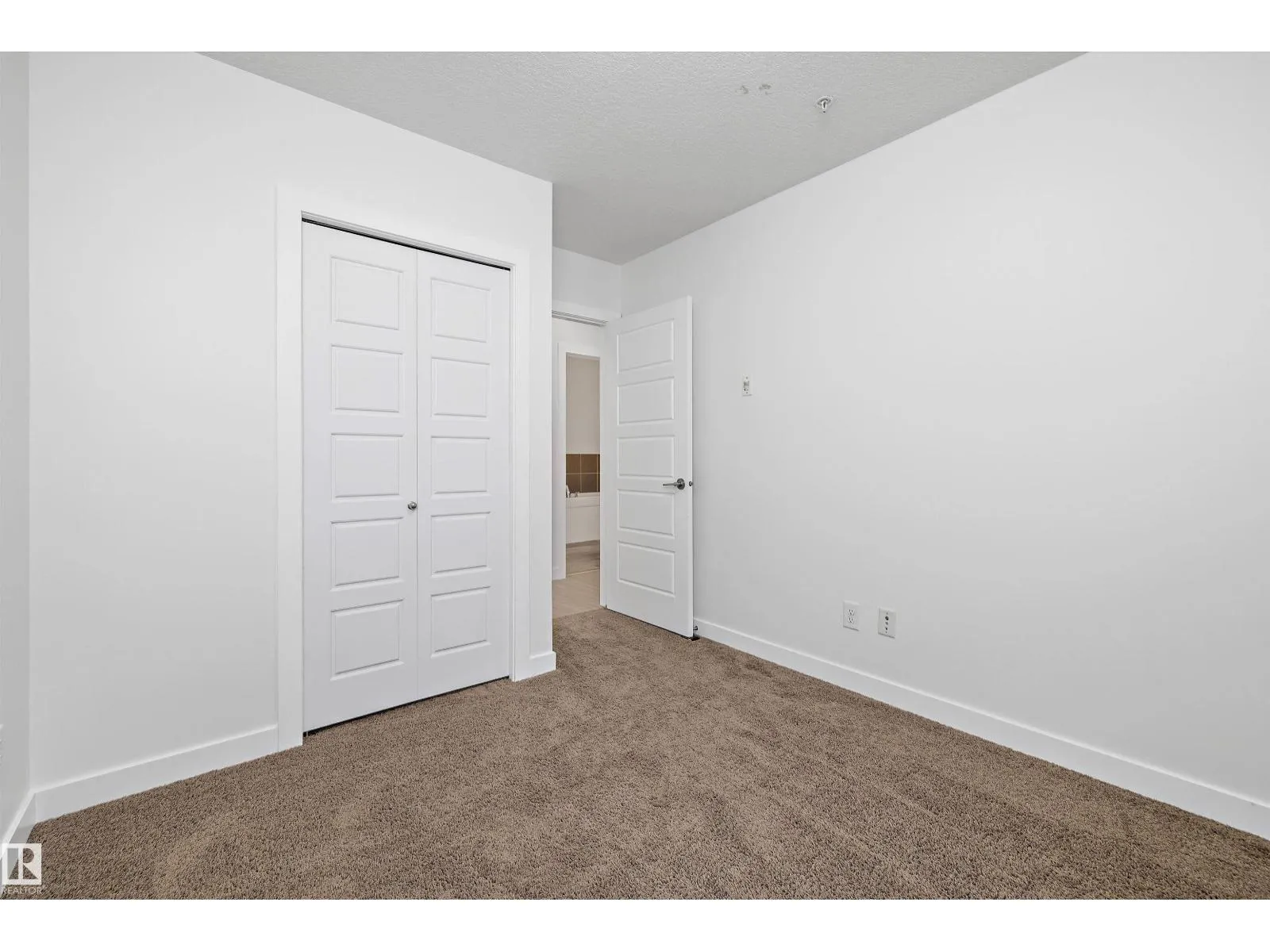 #108 2590 ANDERSON WY SW