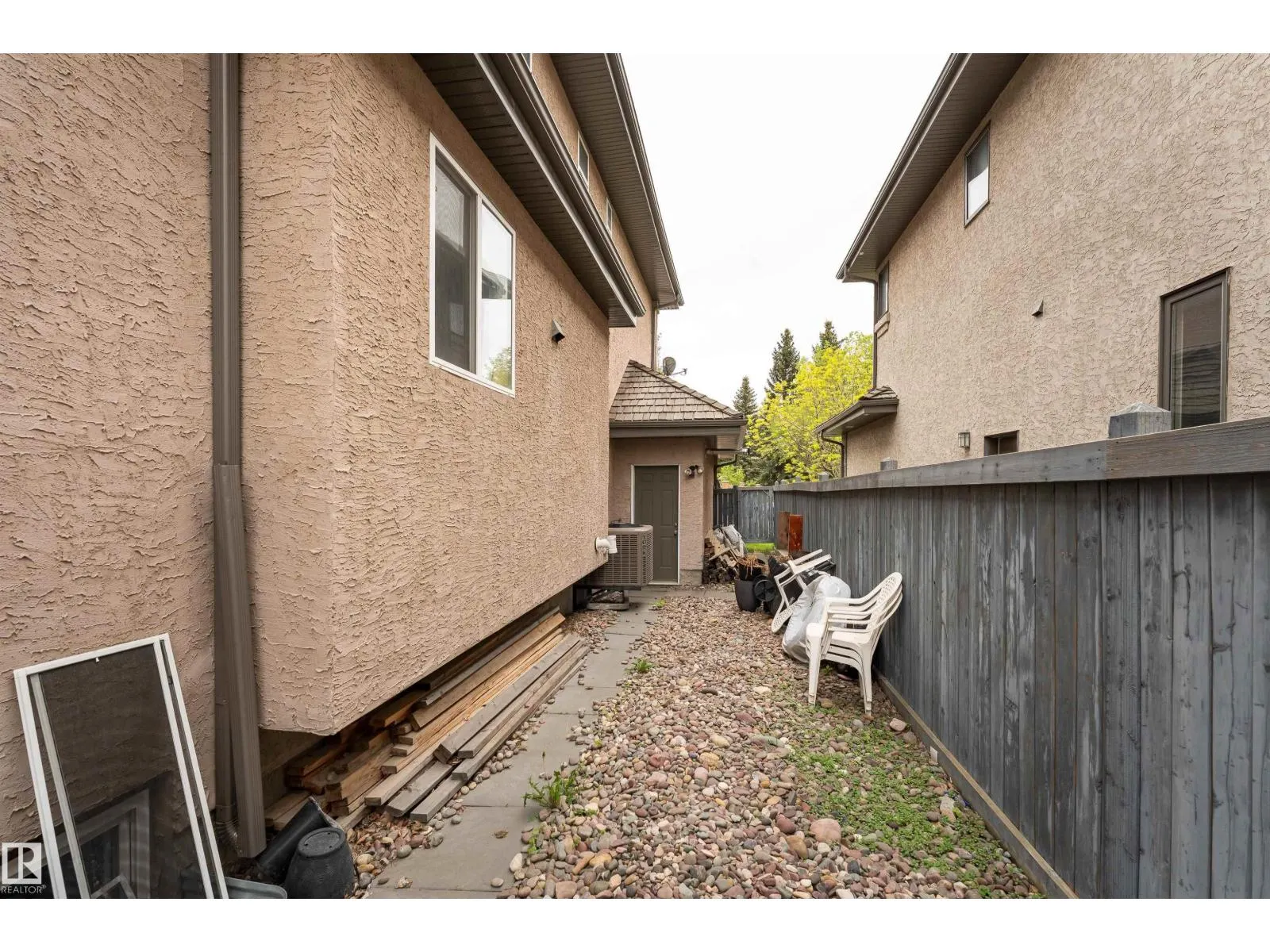 5010 DONSDALE DR NW
