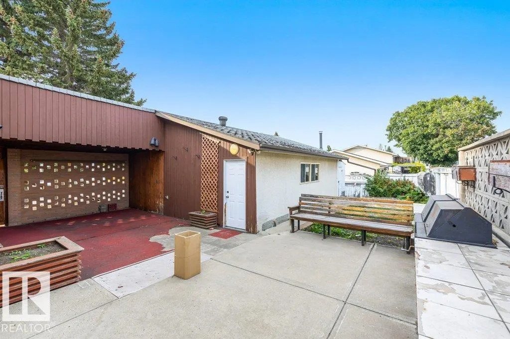 15003 88 ST NW