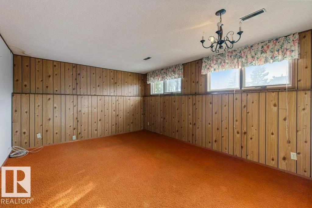 15003 88 ST NW