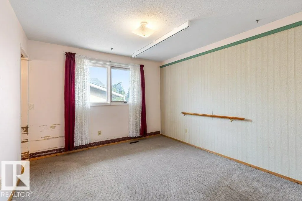 15003 88 ST NW