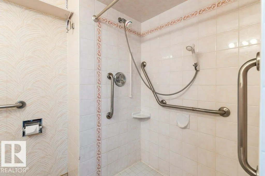 15003 88 ST NW