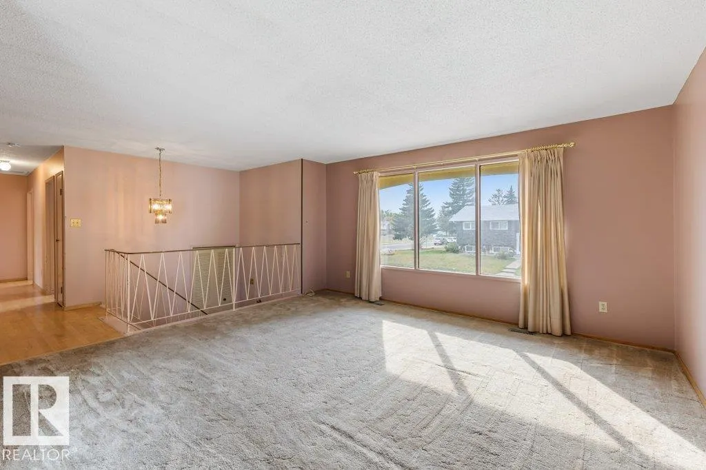15003 88 ST NW
