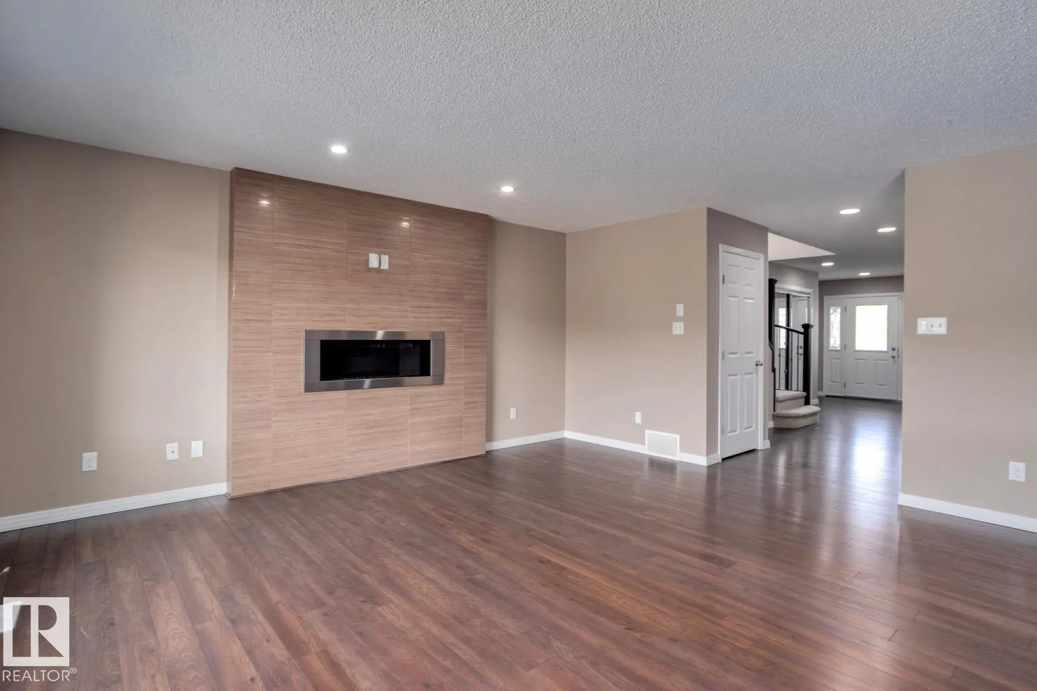 3528 CLAXTON CR SW