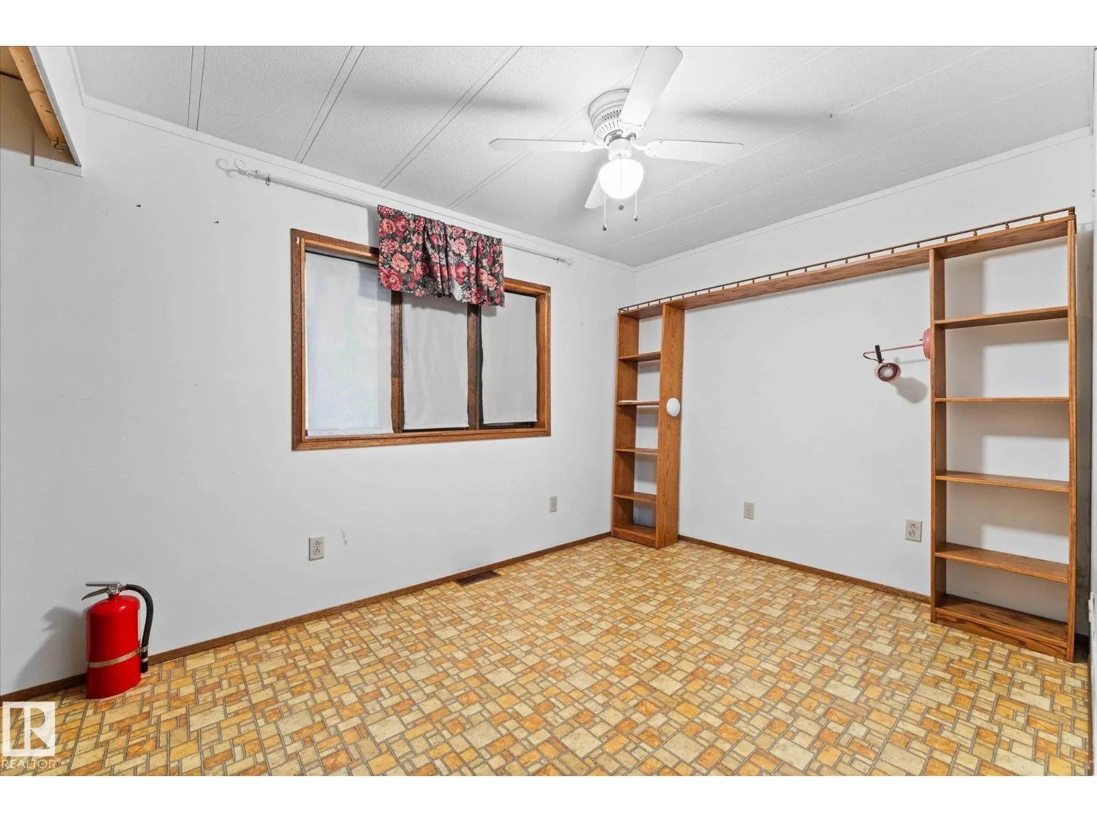 #412 & 411 53303 RGE ROAD 31
