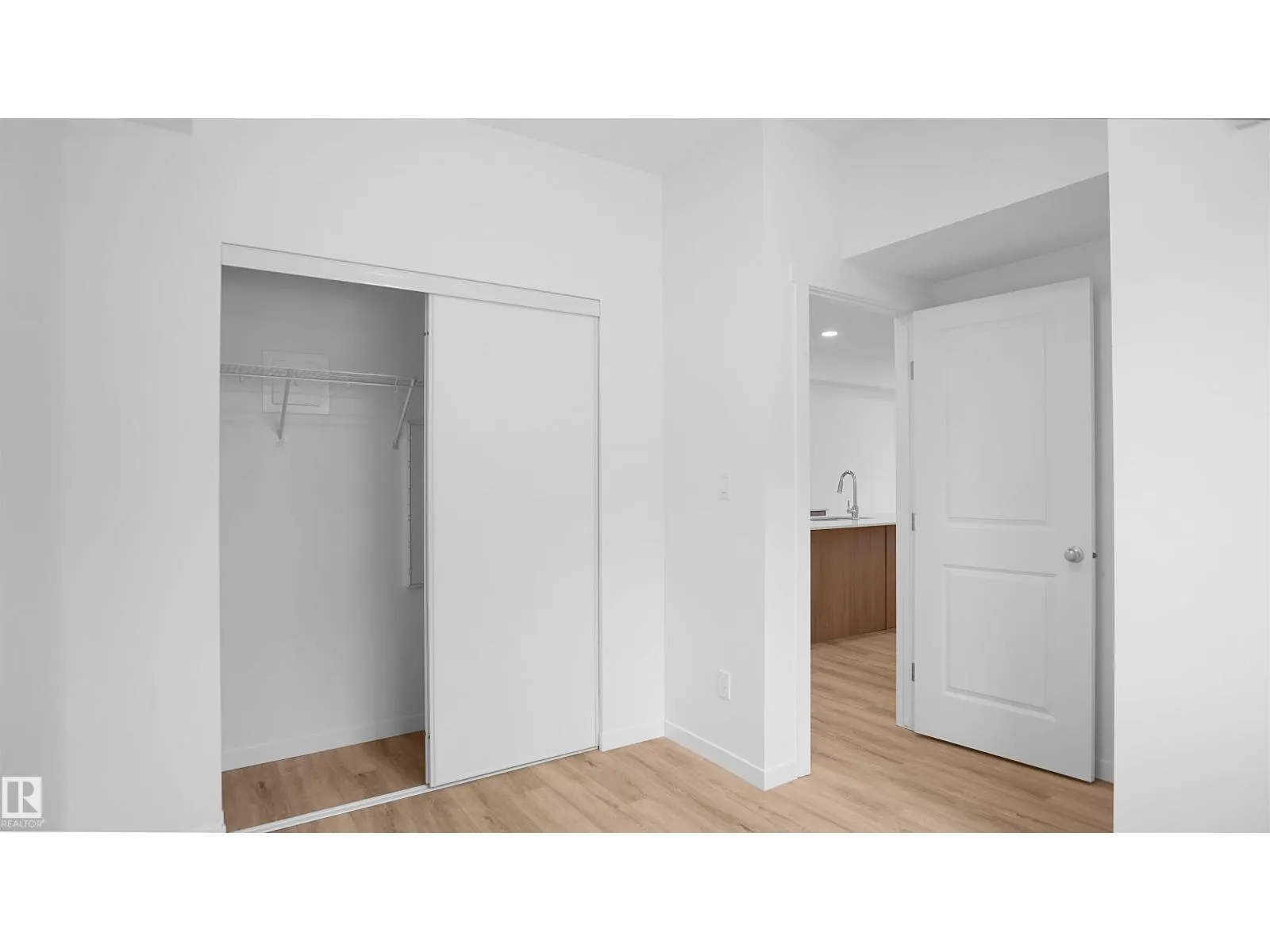 #103 9215 228 ST NW