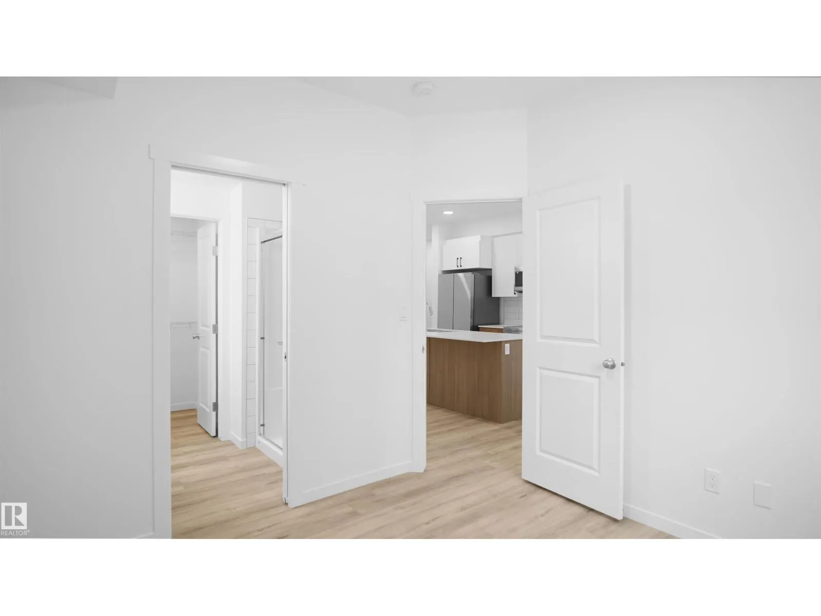 #103 9215 228 ST NW