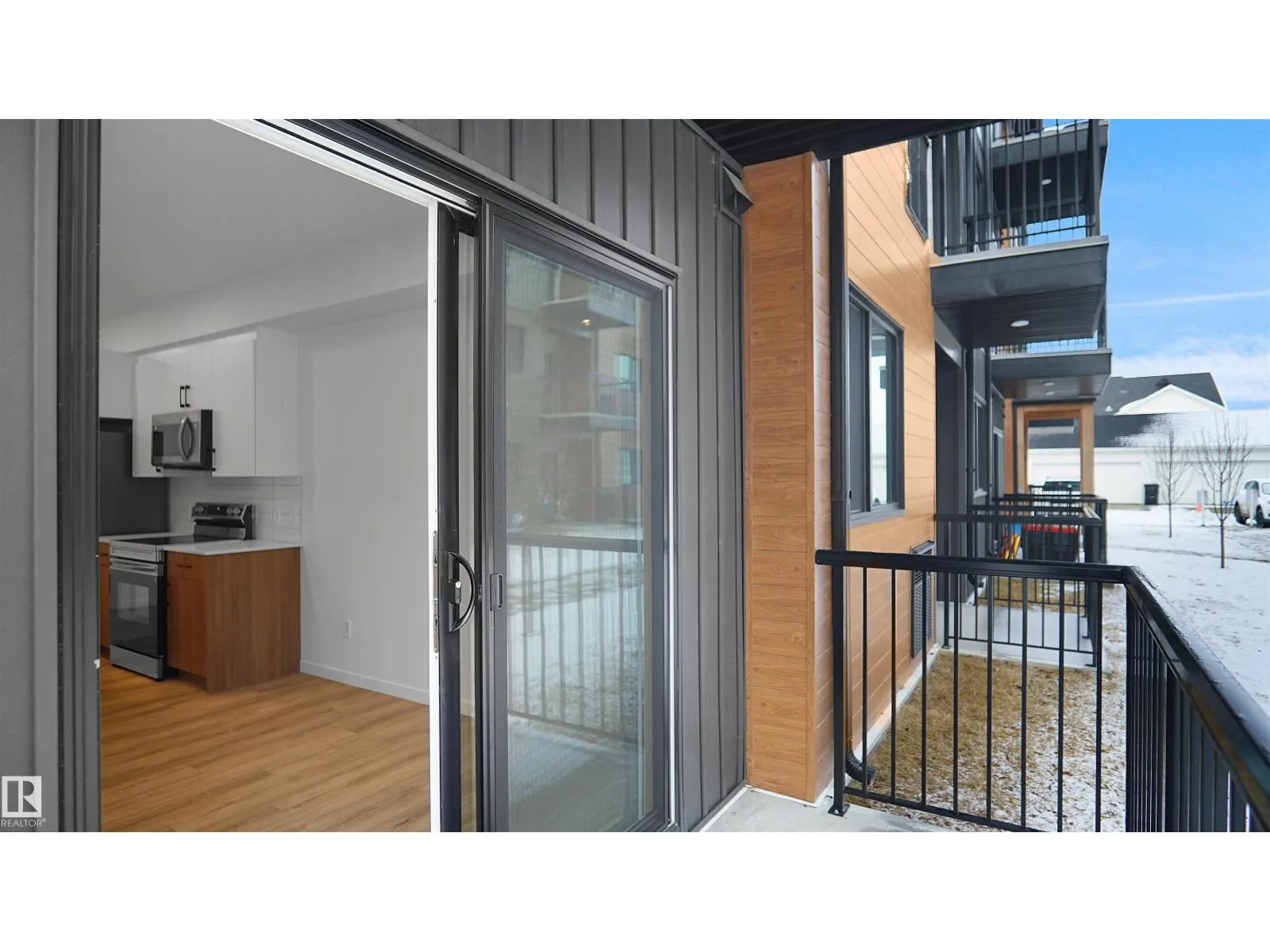 #103 9215 228 ST NW