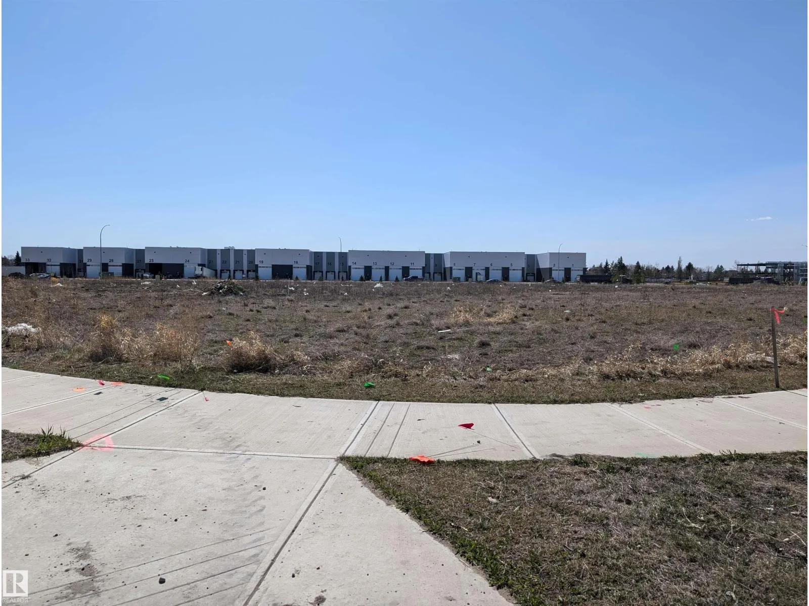 2803 51 AV NW