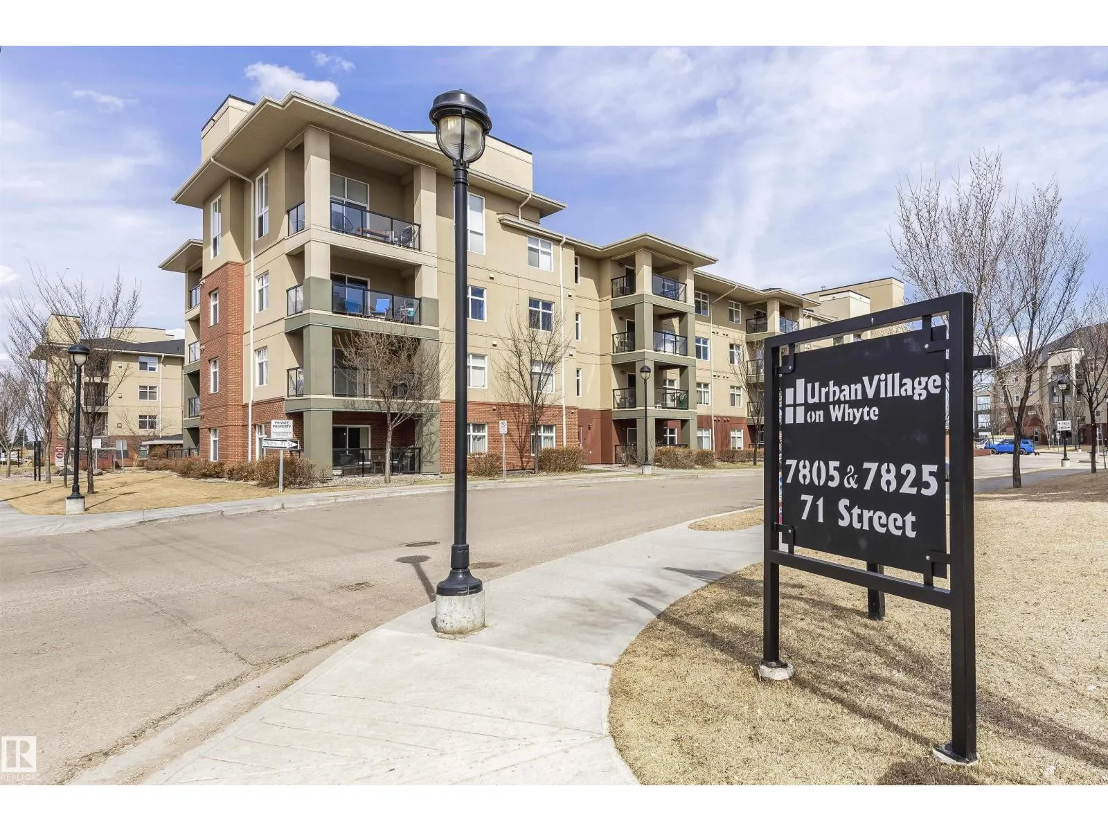 #431 7825 71 ST NW