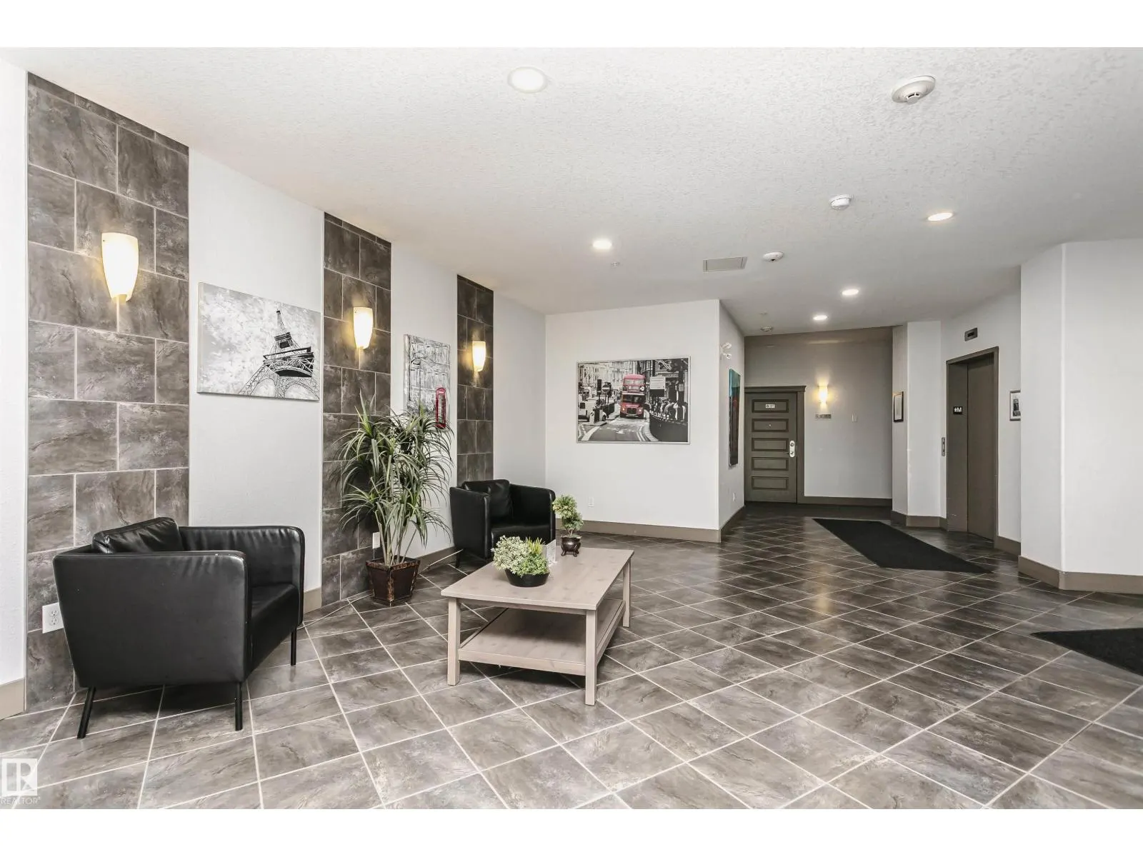 #431 7825 71 ST NW