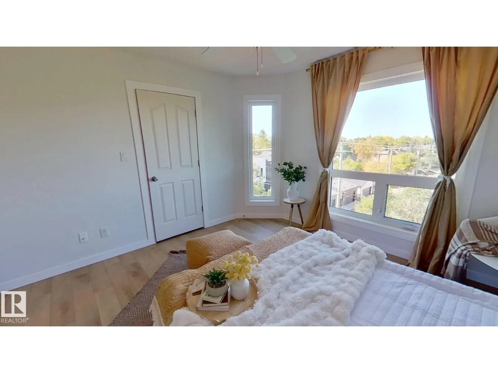 #508 7839 96 ST NW
