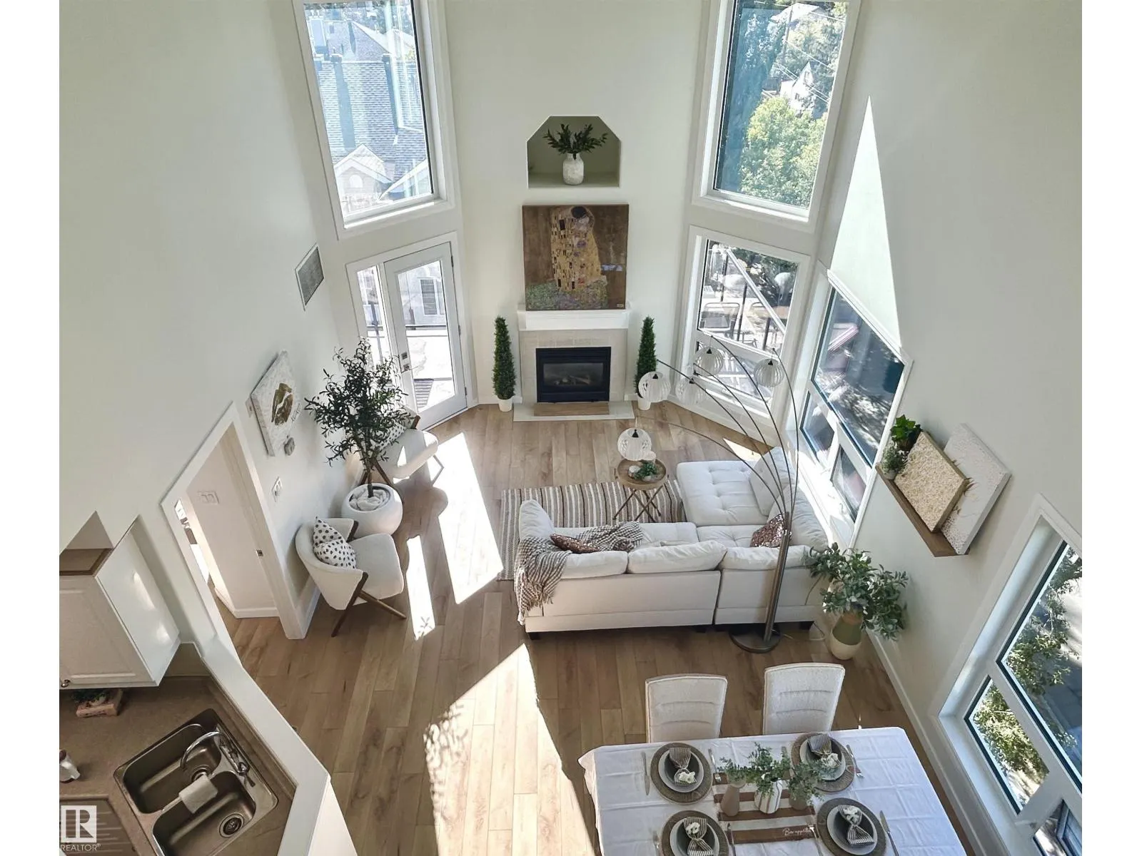#508 7839 96 ST NW